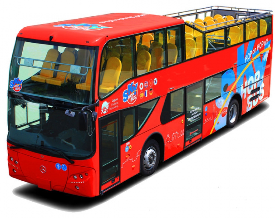 2階建てオープントップバス（ハーフルーフタイプ）日本初導入について